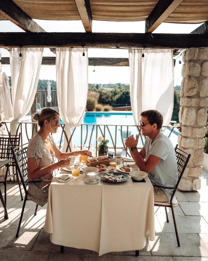 Tri Lucke & Restaurant Hotel